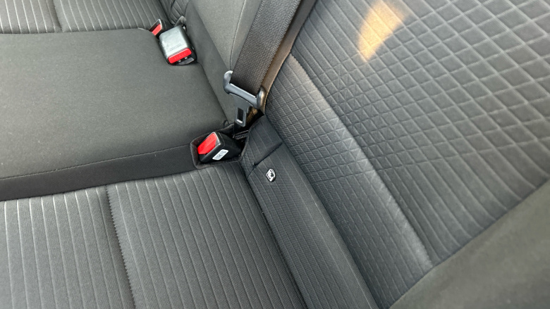 Hyundai i20 1.0T GDi 48V MHD SE Connect 5dr Petrol Hatchback